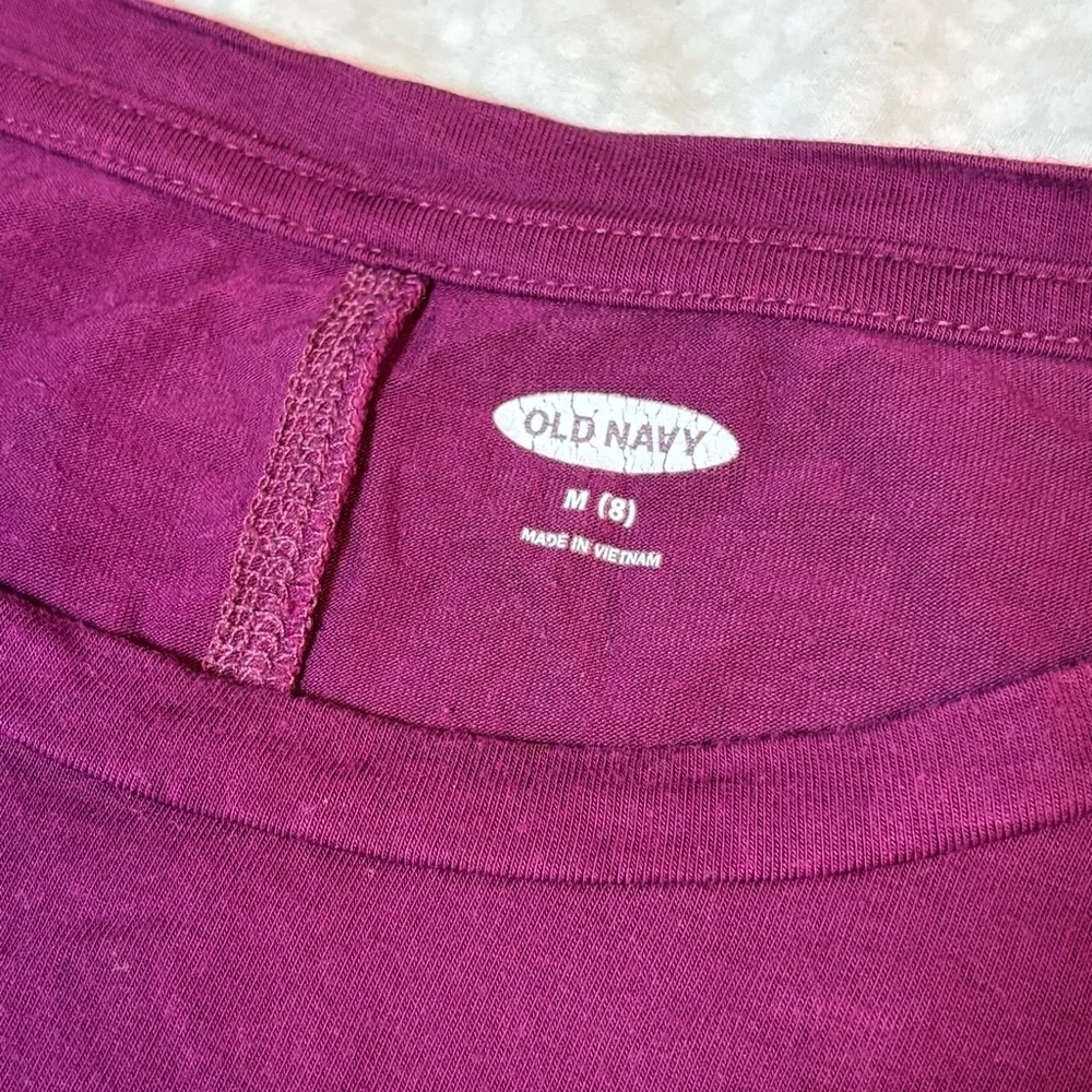 Old Navy Women's Short Sleeve Magenta Tee - Picture 4 of 4